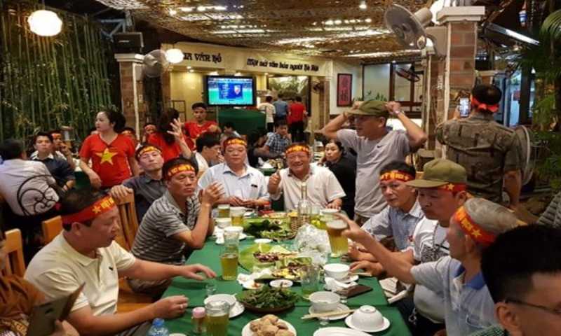 Tổng hợp các Quán nhậu xem bóng đá Hà Nội chất lượng nhất